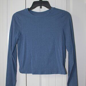 Old Navy Blue cropped tee